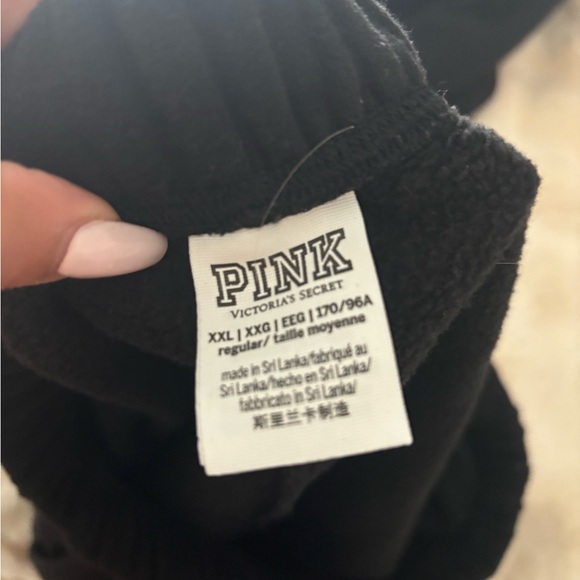 FLASH SALE vs pink bling shorts - Picture 2 of 3